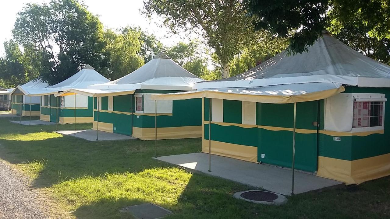 Camping Du Lac De Saujon Exteriör bild
