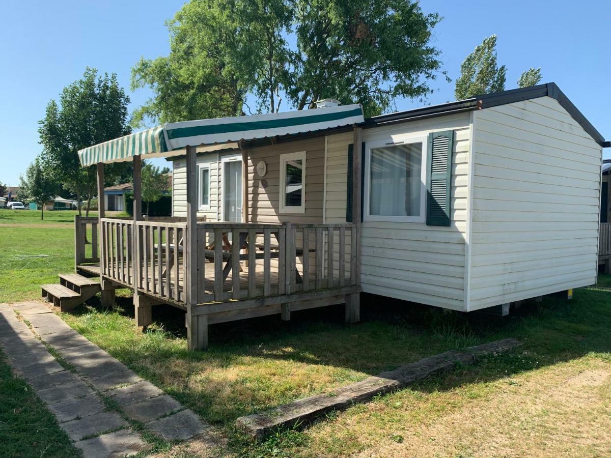 Camping Du Lac De Saujon Exteriör bild