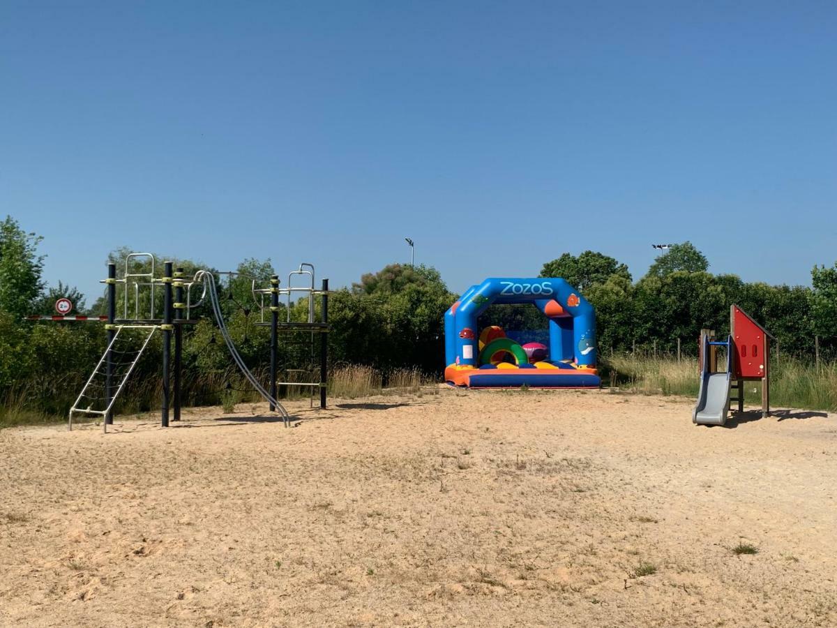 Camping Du Lac De Saujon Exteriör bild